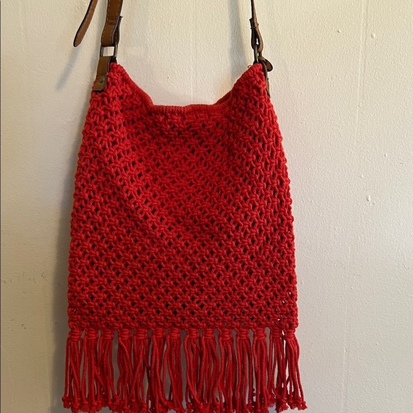 Lucky Brand Red Crochet Crossbody Bag with Fringe - Picture 4 of 7
